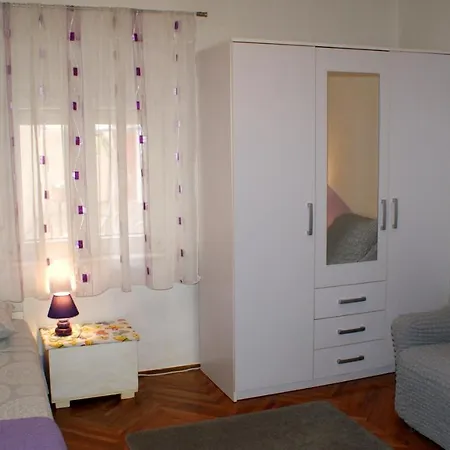 Slavica Apartment *
